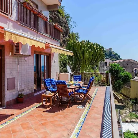 With Panoramic Terrace 100 Meters From The Sea Appartement Vietri