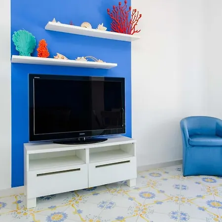 With Panoramic Terrace 100 Meters From The Sea Appartement Vietri