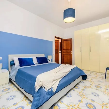 With Panoramic Terrace 100 Meters From The Sea Vietri